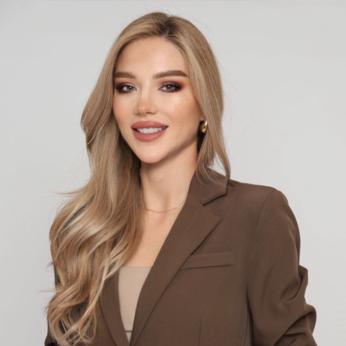 Paula Tavangar